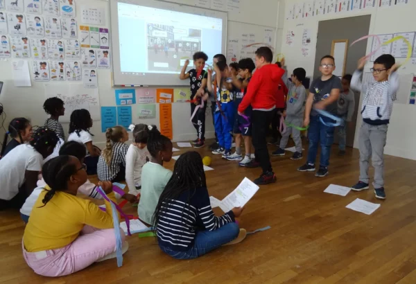 Des spectacles dans les écoles